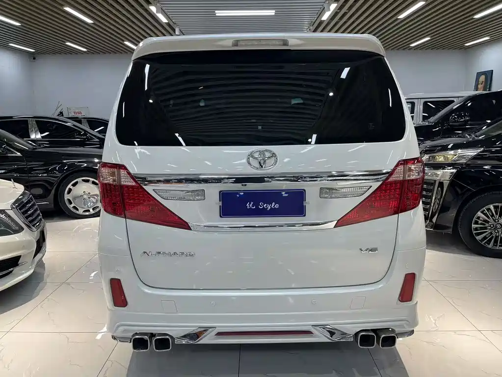 Toyota Alphard 2014 — фото 5