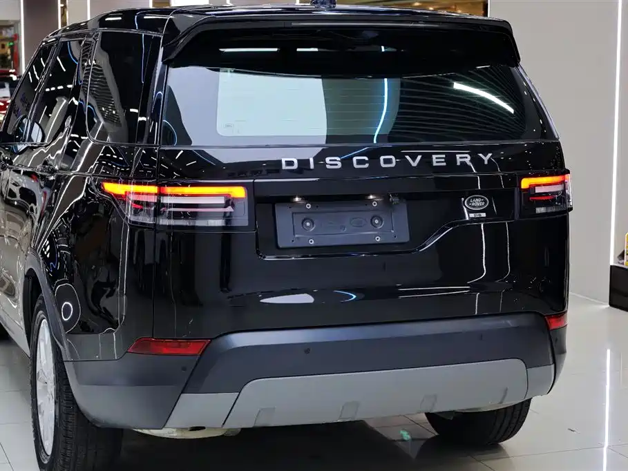 Land Rover Discovery 2018 — фото 6