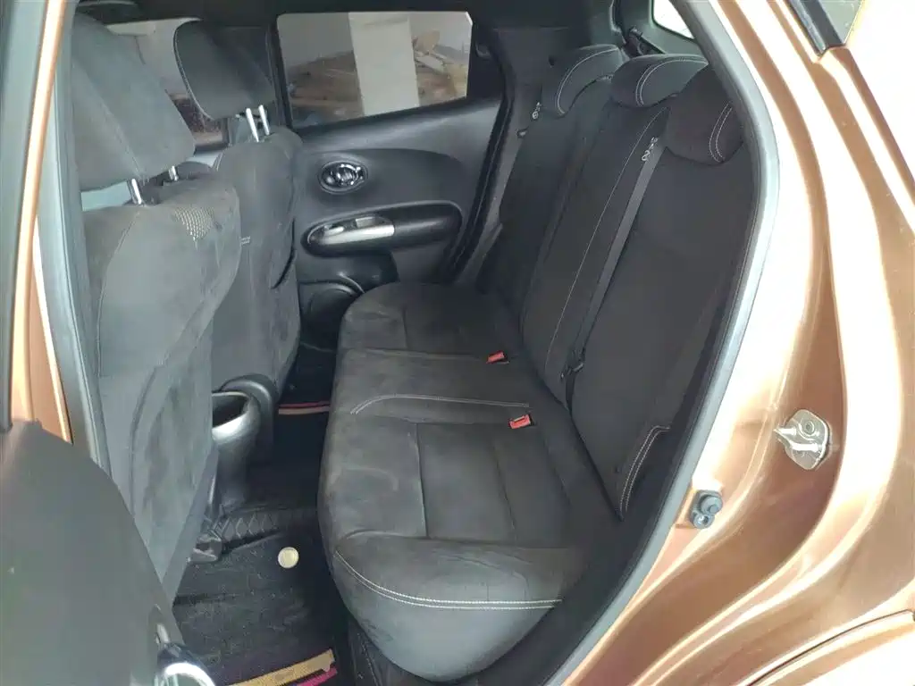 Infiniti ESQ 2016 — фото 17