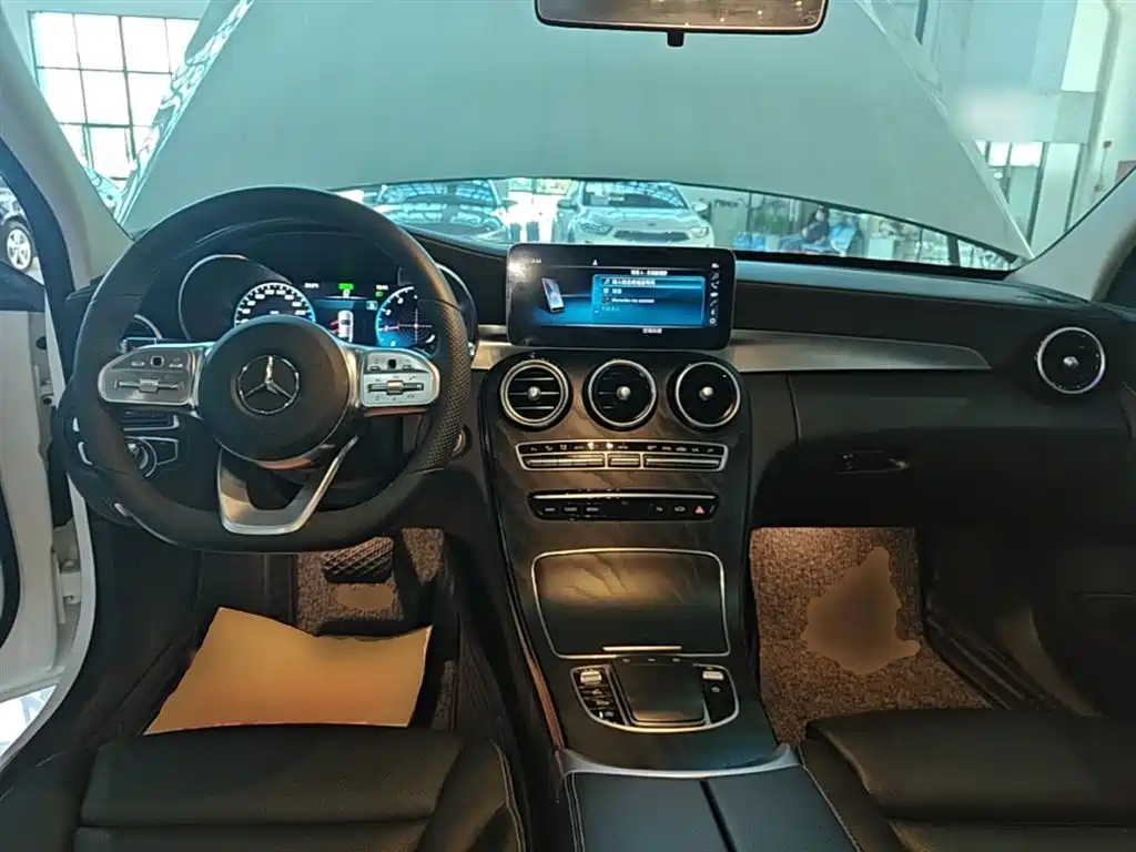 Mercedes-Benz C-Class 2021 — фото 10