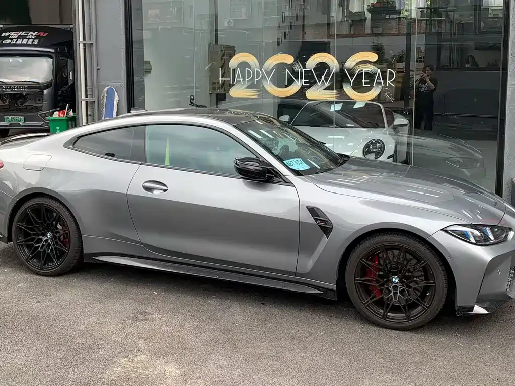 BMW M4 2023 — фото 2