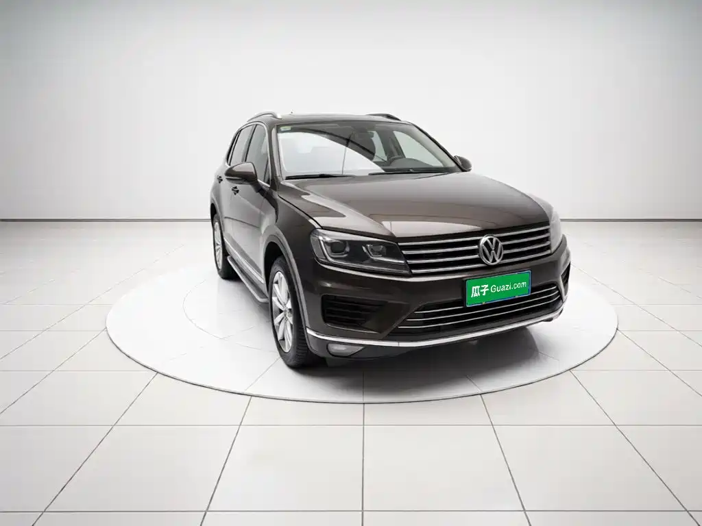 Volkswagen Touareg 2017 — фото 3