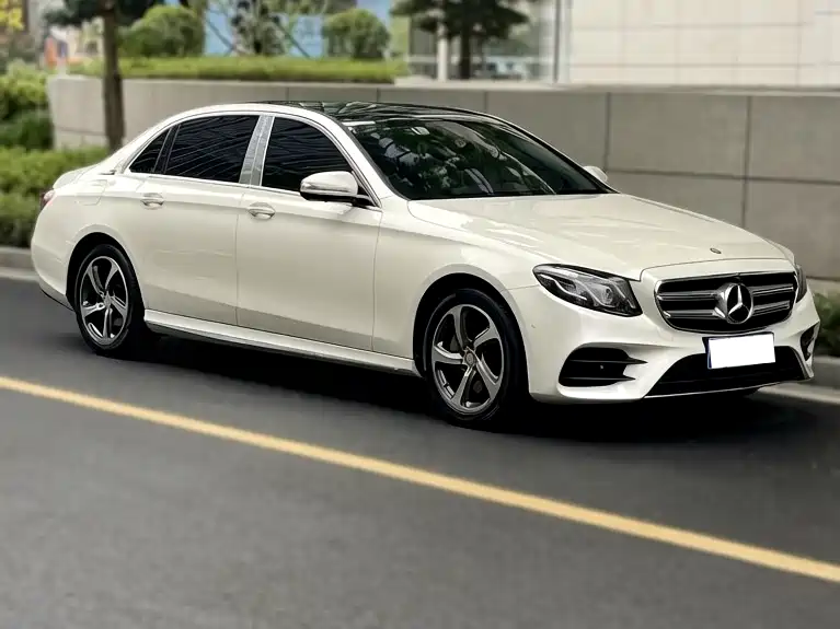 Mercedes-Benz E-Class 2017 — фото 4
