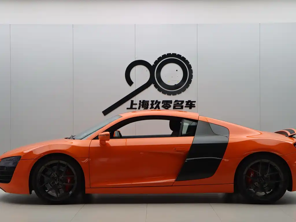 Audi R8 2015 — фото 7
