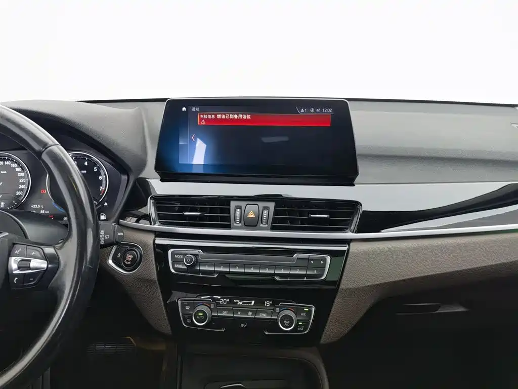 BMW X1 2022 — фото 12