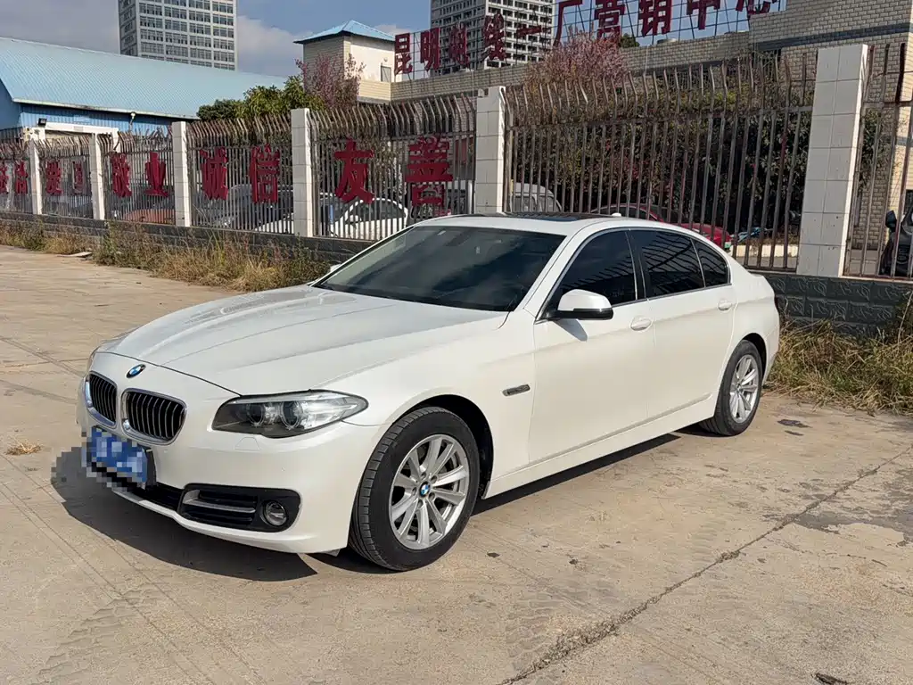 BMW 5 Series 2016 — фото 3