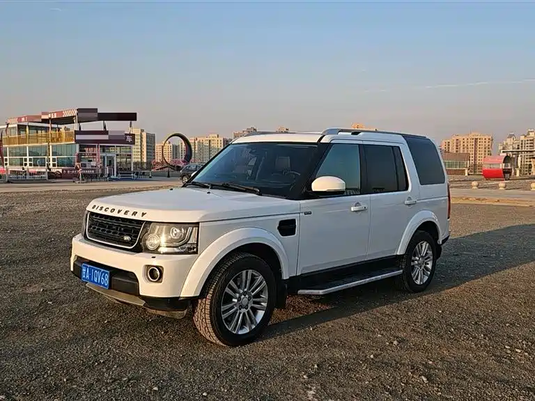 Land Rover Discovery 2015 — фото 11