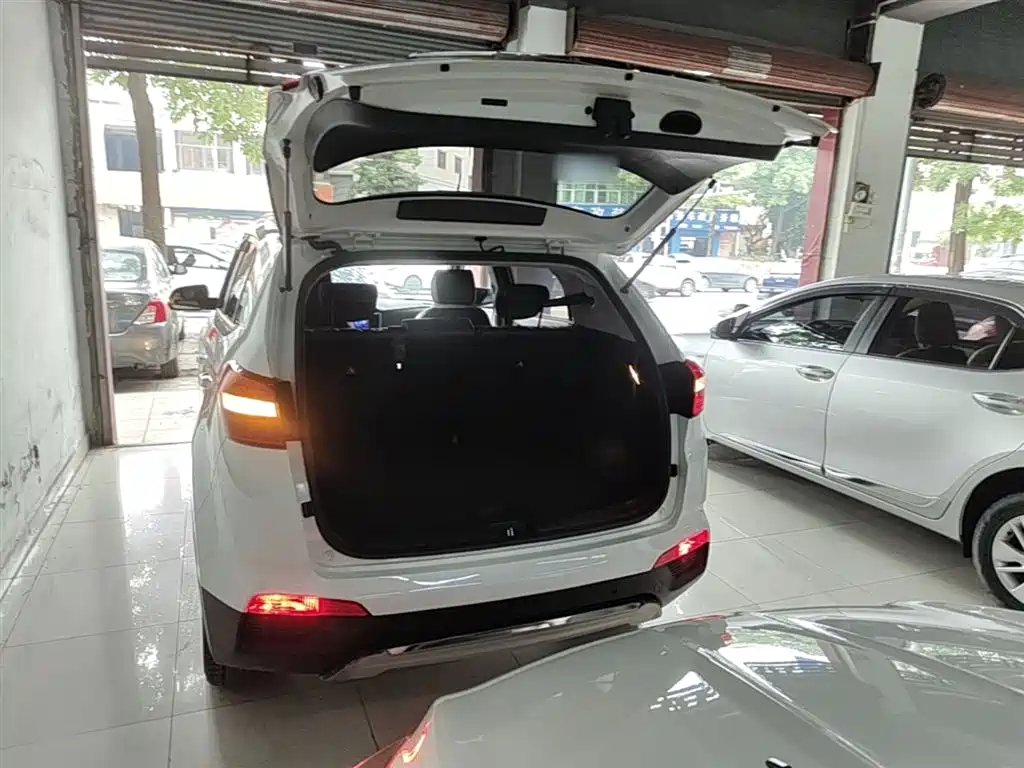 Hyundai ix25 2015 — фото 19