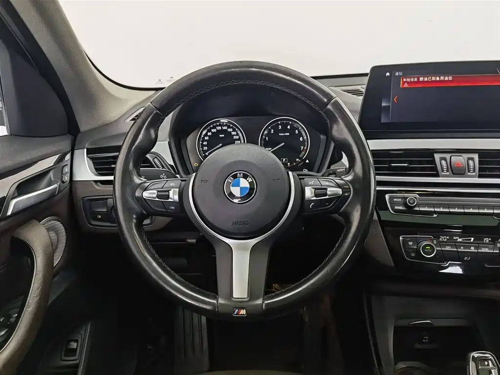 BMW X1 2022 — фото 11