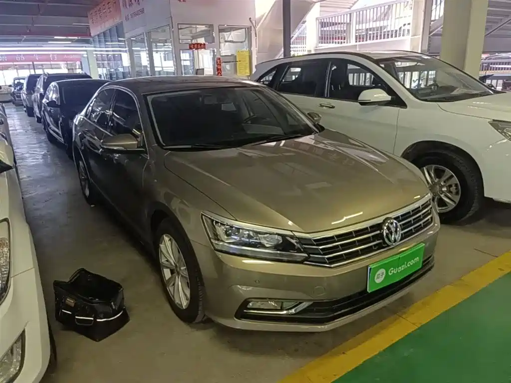 Volkswagen Passat 2018 — фото 4