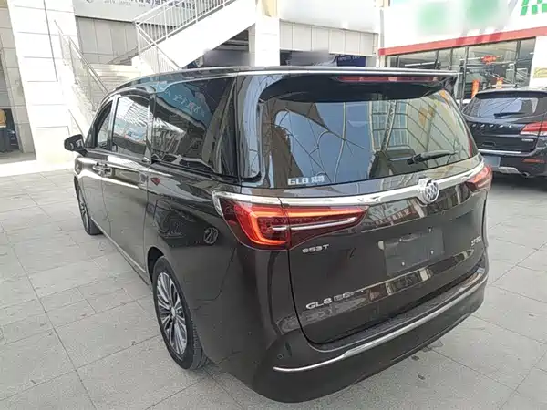 Buick GL8 2021