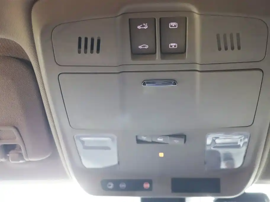 Buick Envision Plus 2018 — фото 22