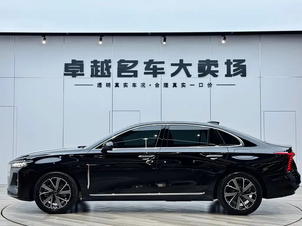Hongqi H5 PHEV 2025 — фото 12