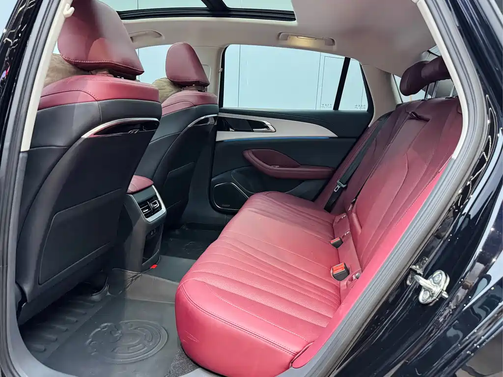 Hongqi H5 PHEV 2025 — фото 18