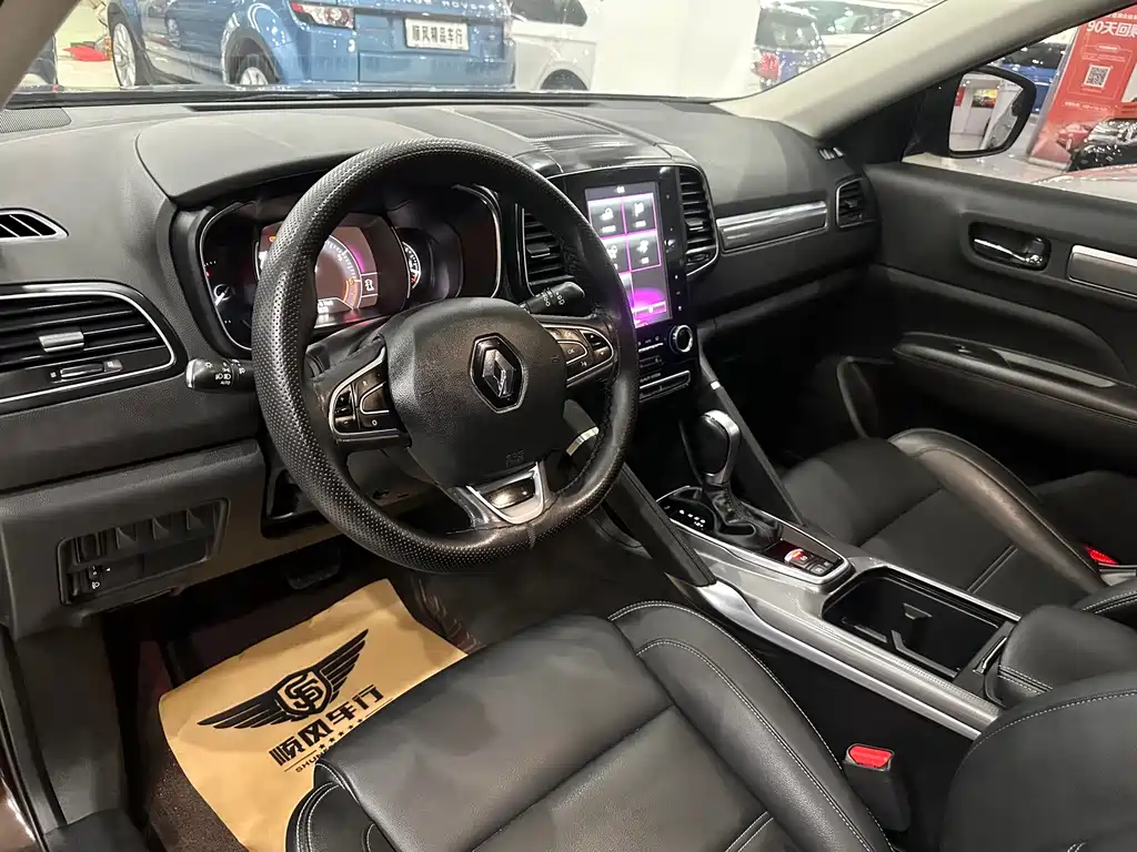 Renault Koleos 2018 — фото 10