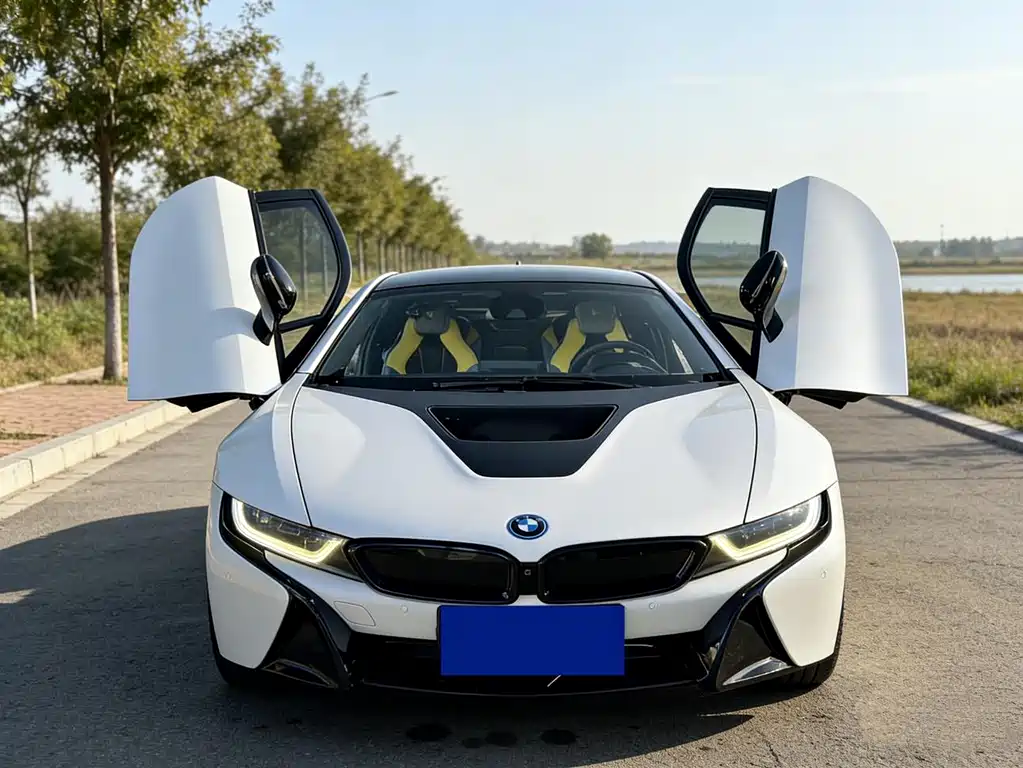 BMW i8 2015 — фото 2
