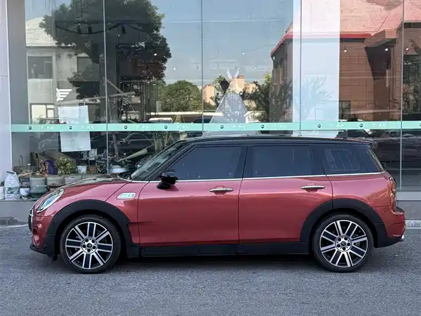 MINI Clubman 2022