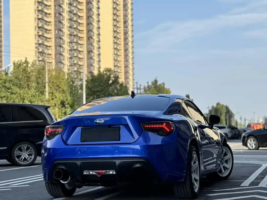 Subaru BRZ 2015 — фото 18