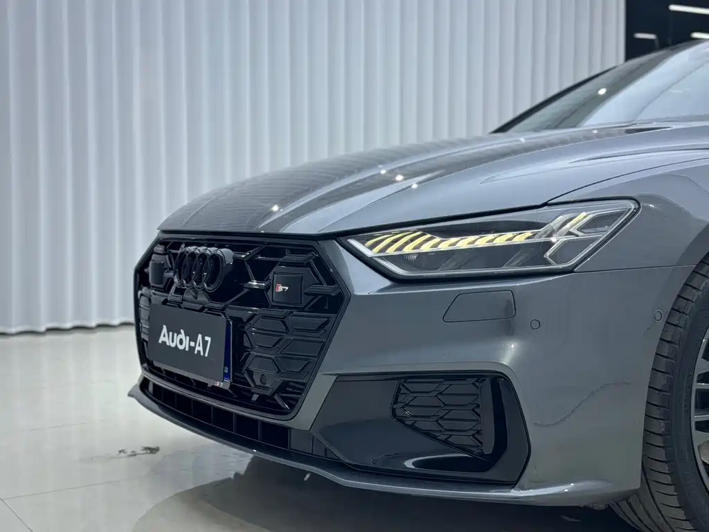 Audi A7 2023 — фото 15