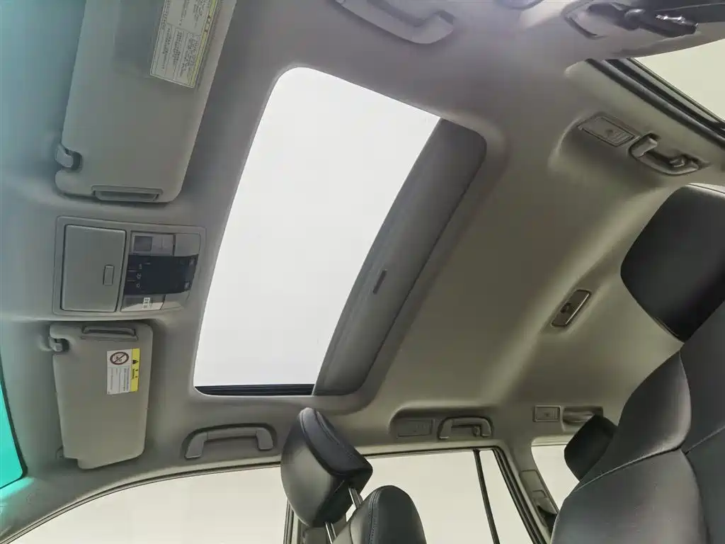 Toyota Prado 2017 — фото 14