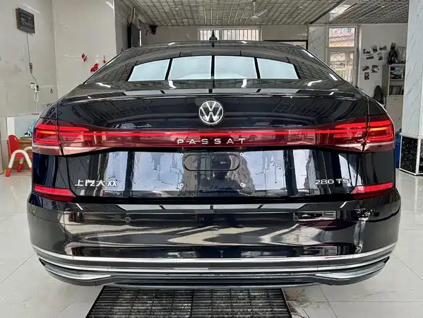 Volkswagen Passat 2022