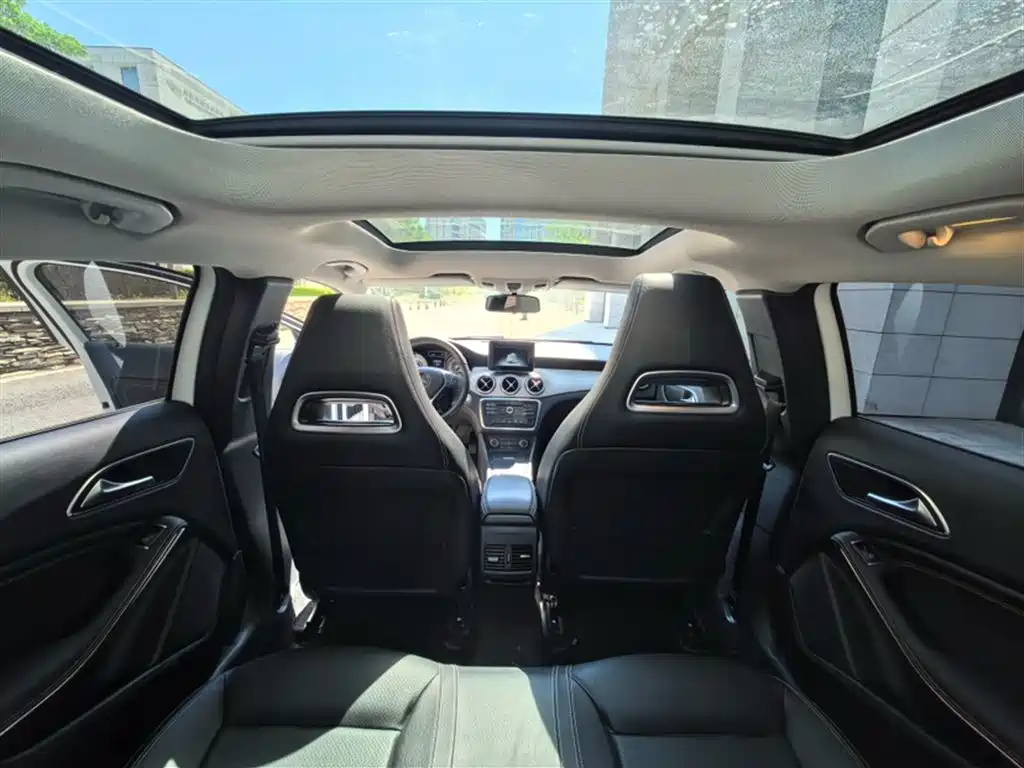Mercedes-Benz GLA 2016 — фото 21