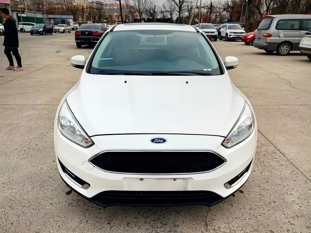 Ford Focus 2016 — фото 2