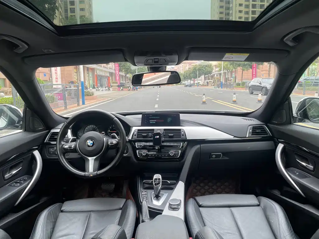 BMW 3 Series GT 2018 — фото 15