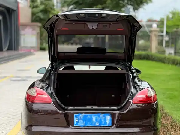 Porsche Panamera 2013