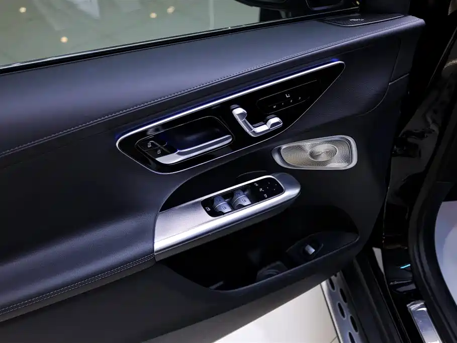 Mercedes-Benz GLC 2024 — фото 17