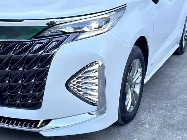 Toyota Sienna 2024