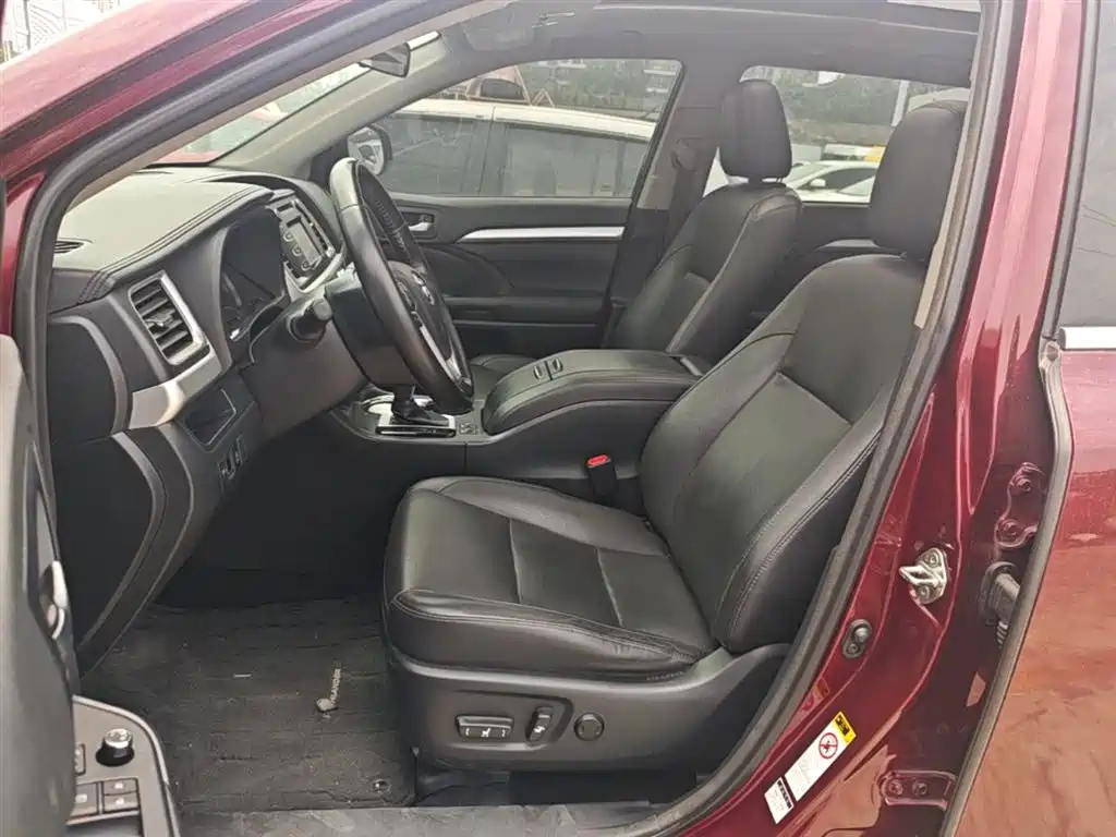 Toyota Highlander 2016 — фото 15