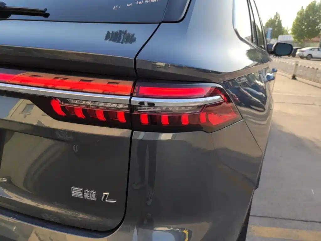 Geely Xingyue L 2023 — фото 24