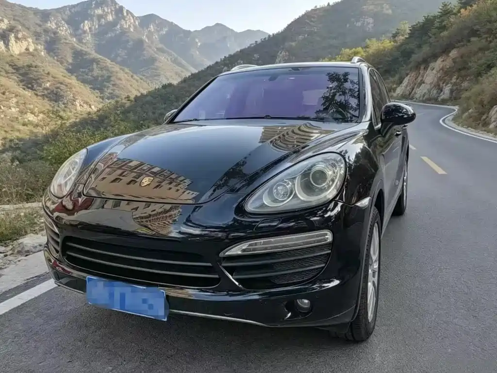 Porsche Cayenne 2011