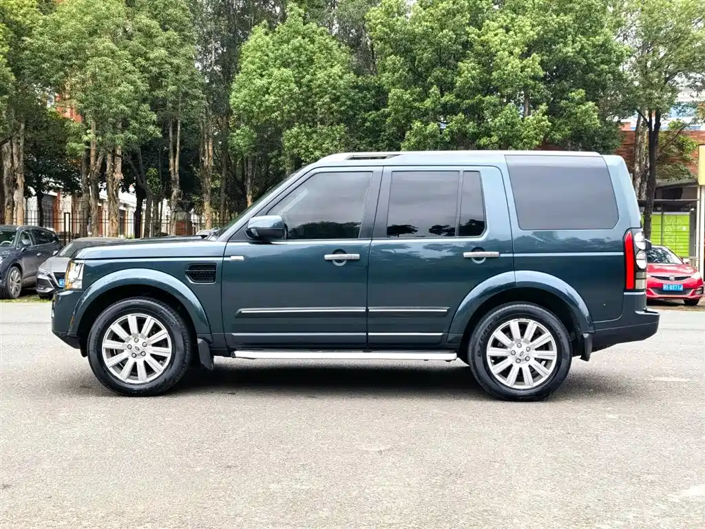 Land Rover Discovery 2013 — фото 4