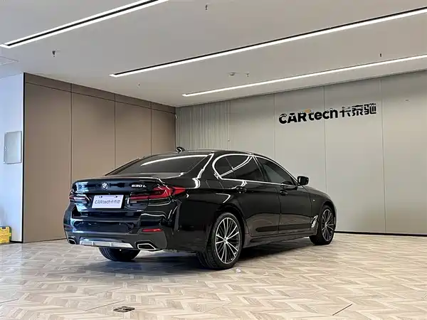 BMW 5 Series 2021