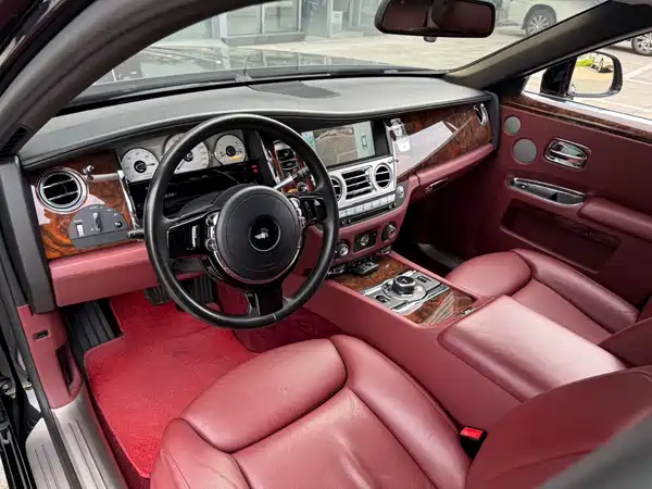 Rolls-Royce Ghost 2016
