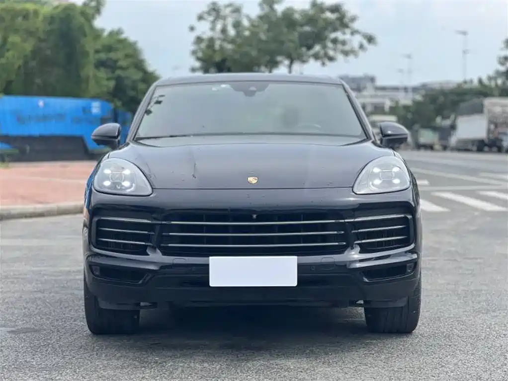 Porsche Cayenne 2018 — фото 2
