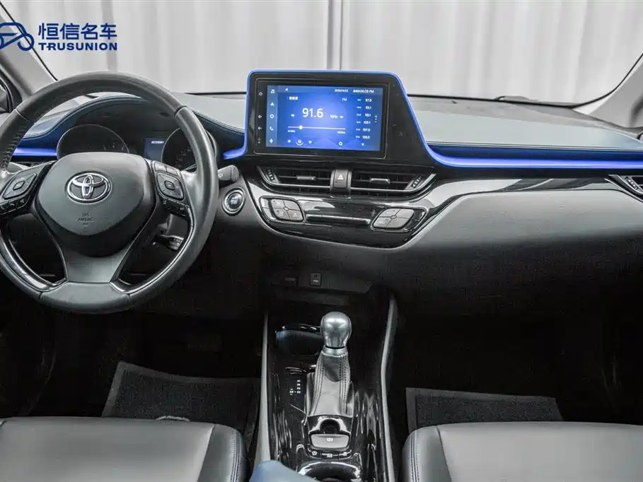 Toyota C-HR 2022 — фото 13