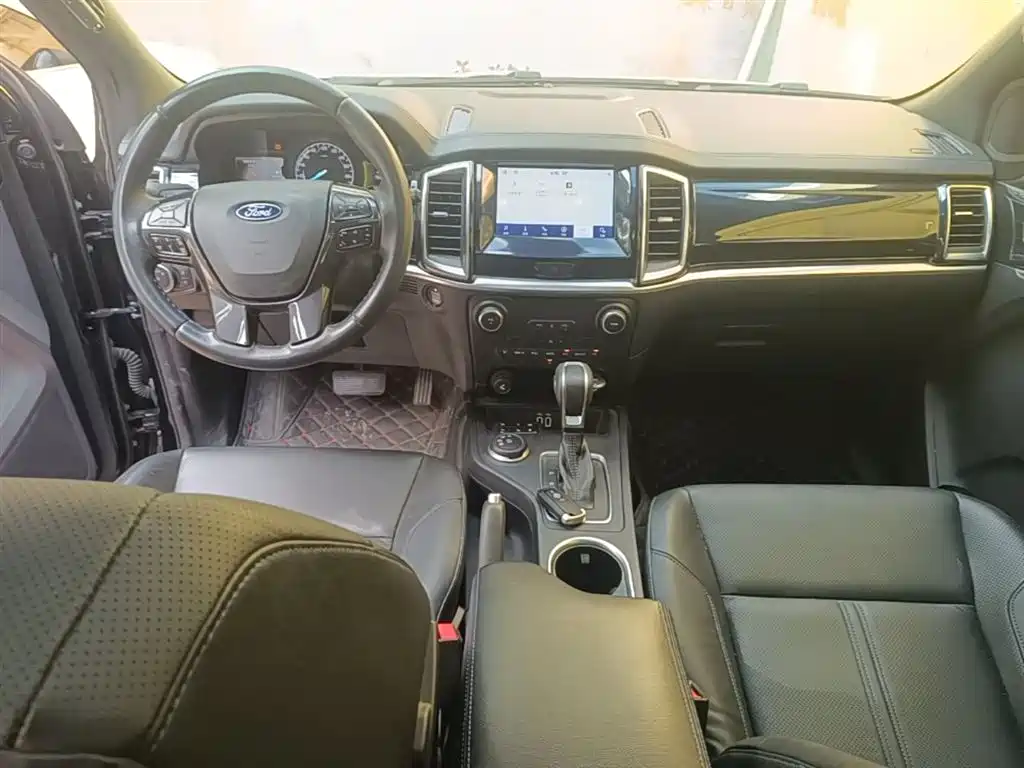Ford Everest 2020 — фото 10