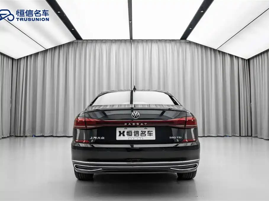 Volkswagen Passat 2023 — фото 6