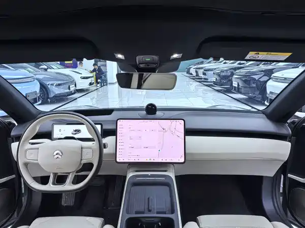 NIO ET5T 2025