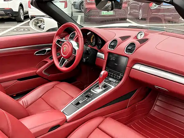 Porsche 718 2016