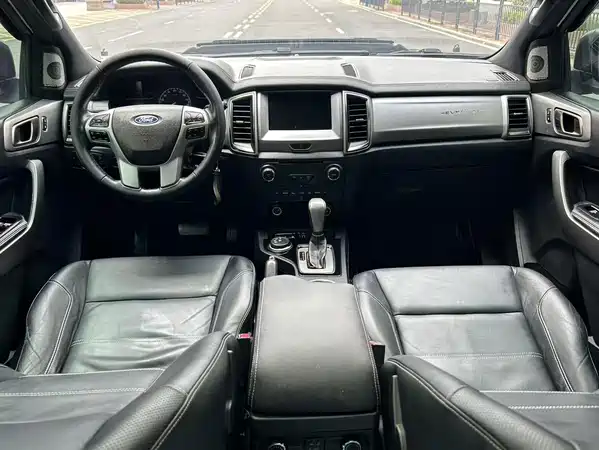Ford Everest 2018