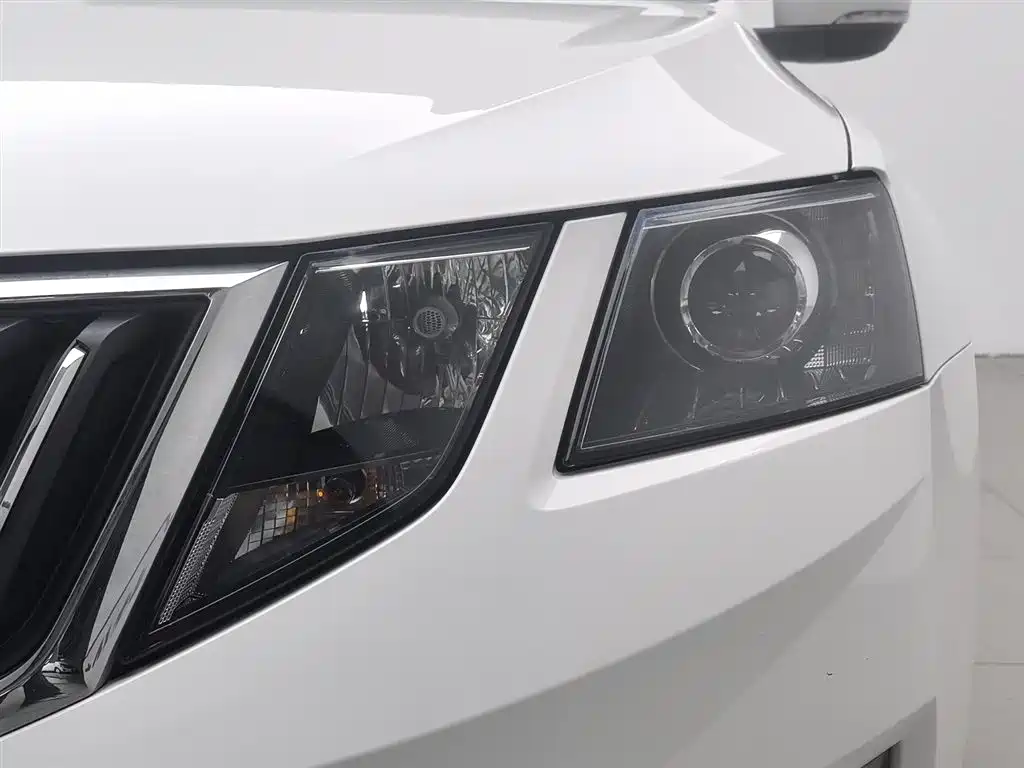 Skoda Octavia 2020 — фото 7