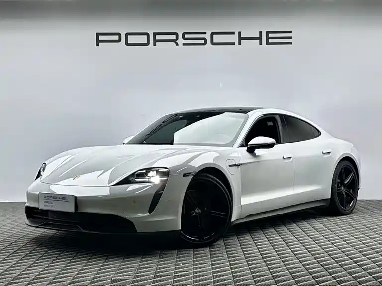 Porsche Taycan 2022 — фото 1