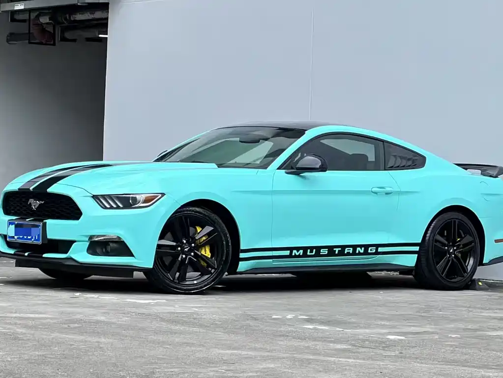 Ford Mustang 2016 — фото 1