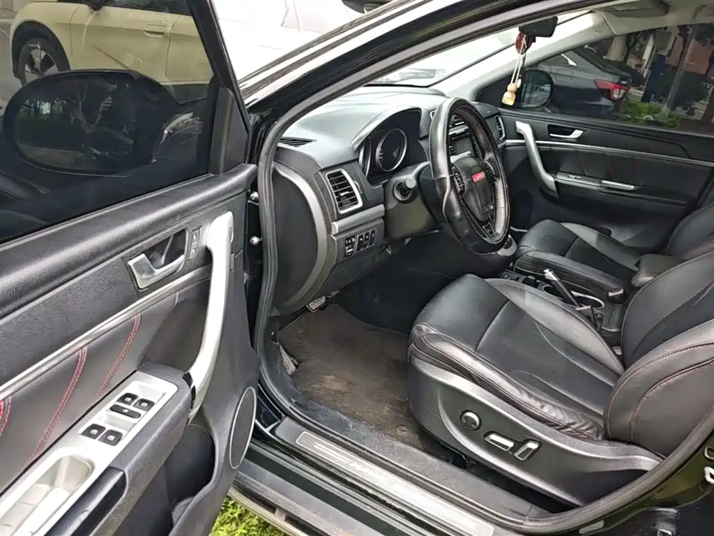 Haval H6 2015 — фото 16