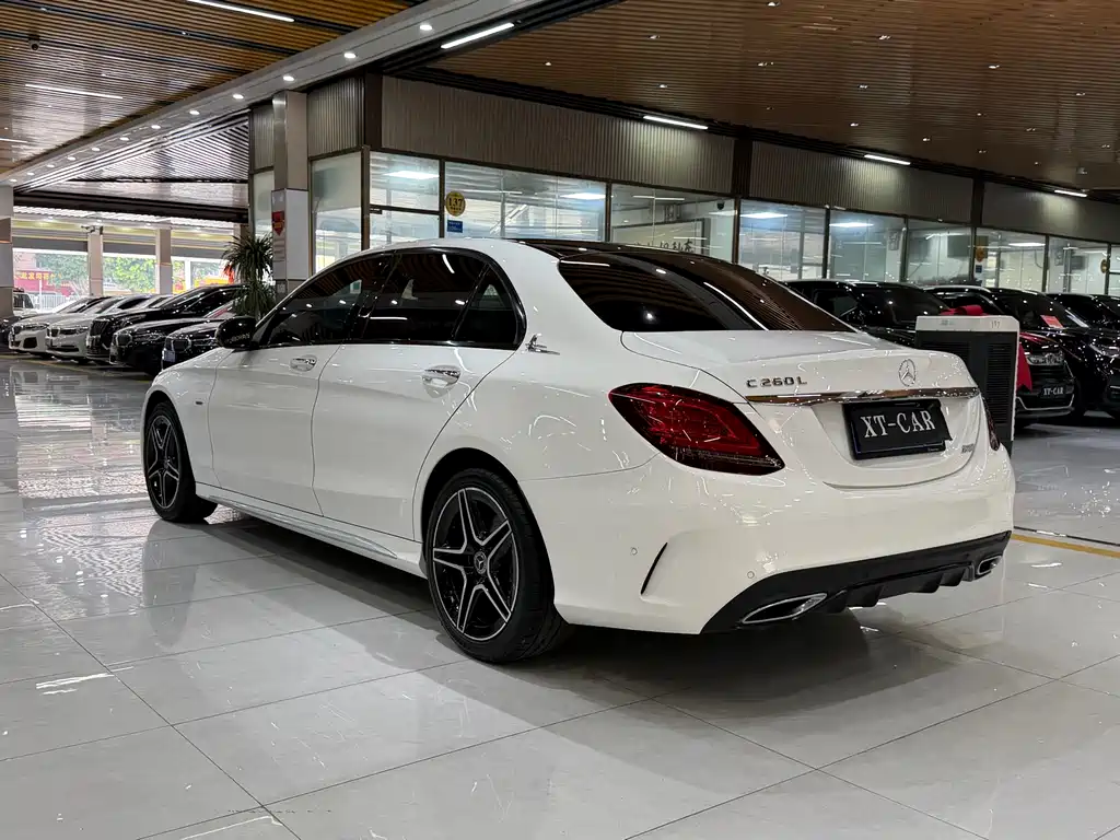 Mercedes-Benz C-Class 2020 — фото 9