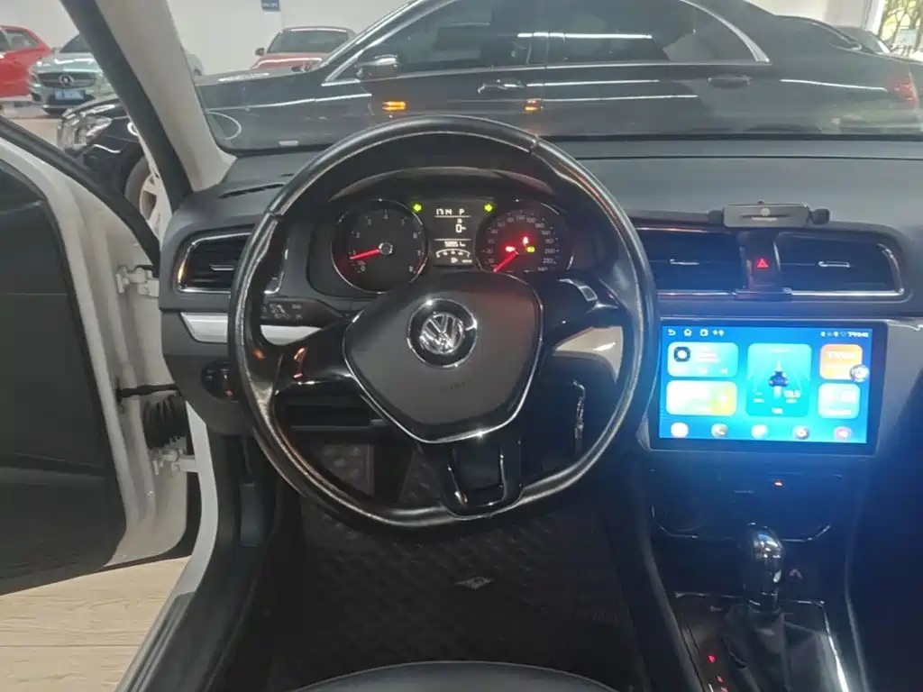 Volkswagen Gran Lavida 2016 — фото 11